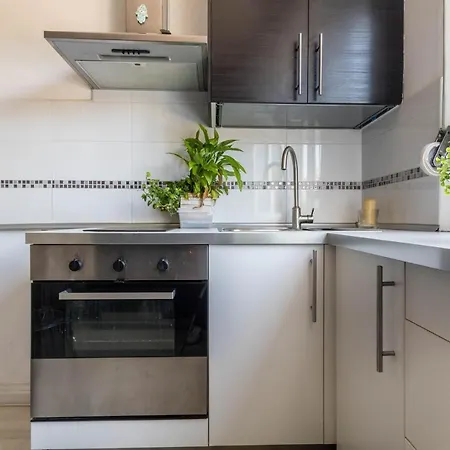 Altido Spacious 1 Bedroom For 3 In *