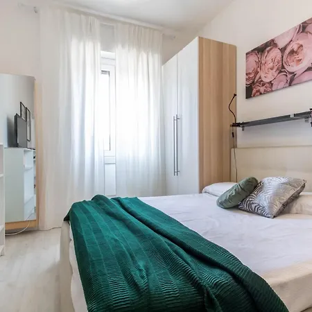 Altido Spacious 1 Bedroom For 3 In * Milan